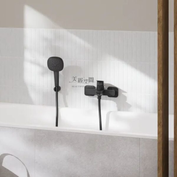 德國 GROHE CUBEO 單槍浴用龍頭 1018132430 邁特黑 彩圖